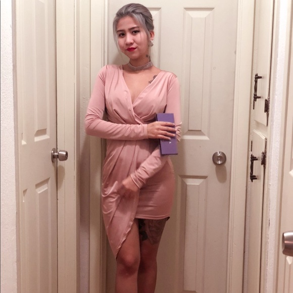 Dress - Picture 2 of 2